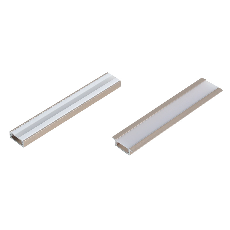Образцы LED профилей 2206/1506, отделка золото шлифованное (рассеиветль матовый + NEW рассеиватель)