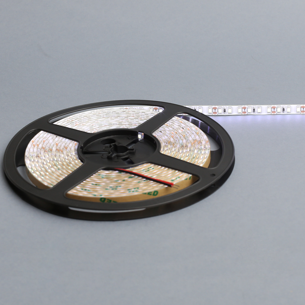 Лента светодиодная SMD2835, 120 LED/м, 9,6Вт/м, 12В, 450Лм./м 5000х8 мм, IP 65, 6000К (холодный белый)